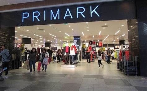 Où acheter des vêtements pas chers à Porto (Primark, Lefties ...